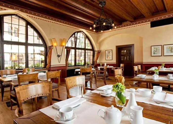 Romantik Auf Der Wartburg 5* Eisenach