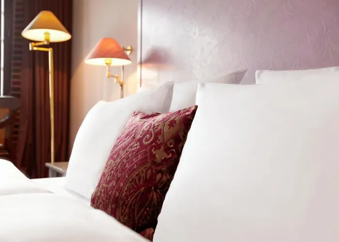 Hotel Romantik Auf Der Wartburg 5*